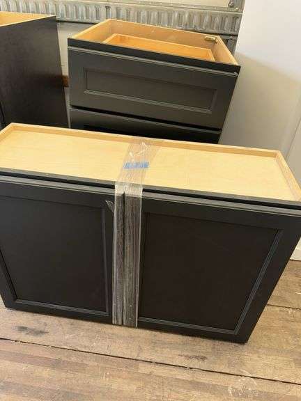 Cabinet grouping