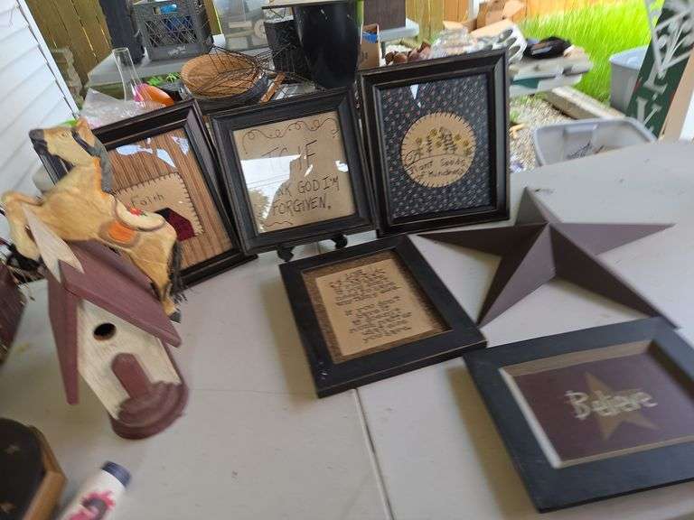 Country Farmhouse pics