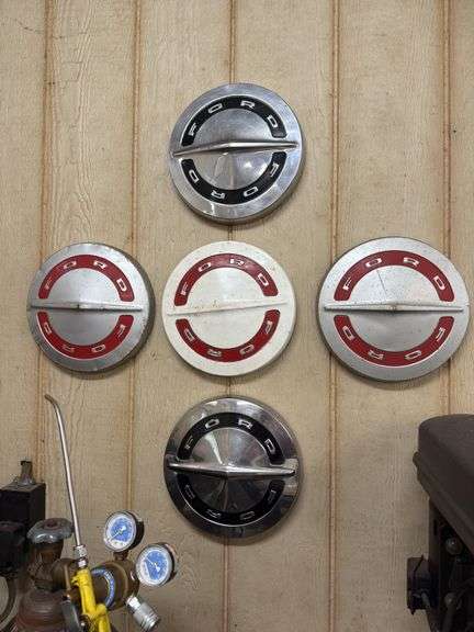 Ford Hubcaps