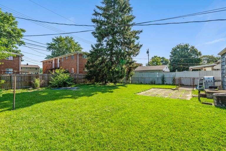 910 Pauline Avenue Columbus, Ohio 43224