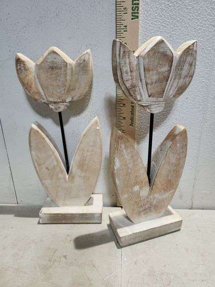 Pair Of Wood Tulip Decor 13'' Tall