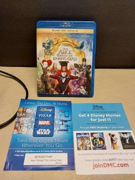 Alice Through the Looking Glass – Blu-ray + DVD + Digital HD with Inserts