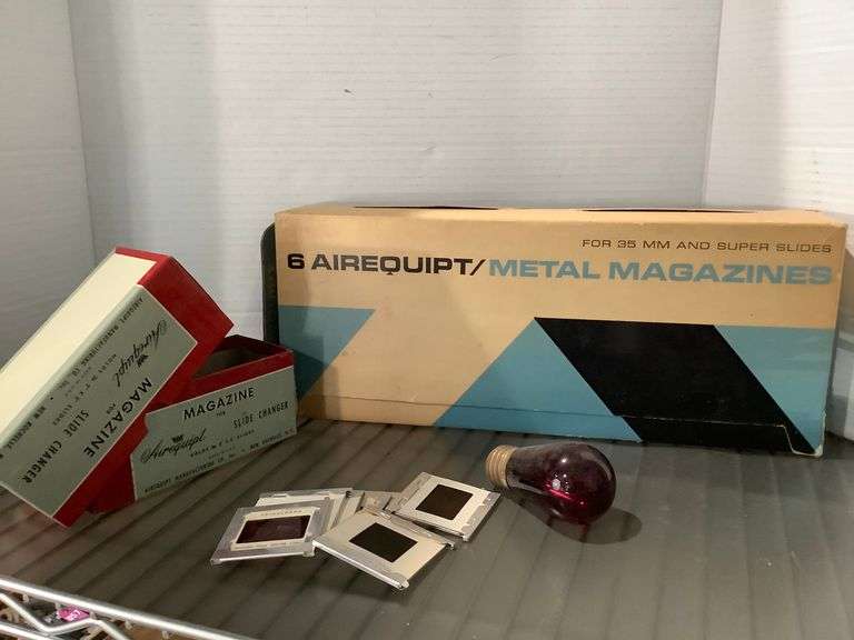 Metal Photo Magazines