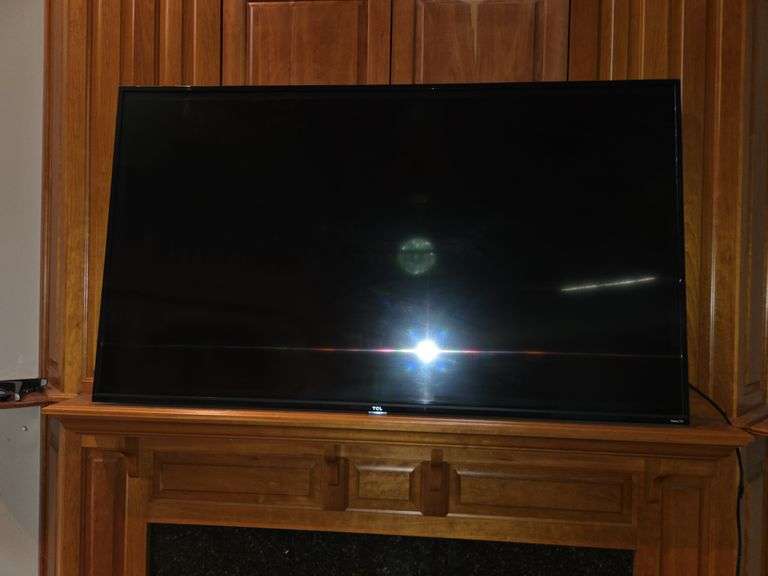 65 in TCL Roku TV, excellent condition