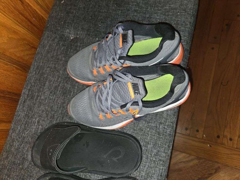 Shoe Organizer and shoes