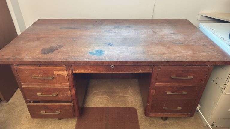 Wooden Office Desk ￼