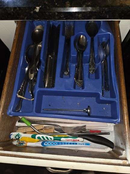 4 drawer kitchen cleanout