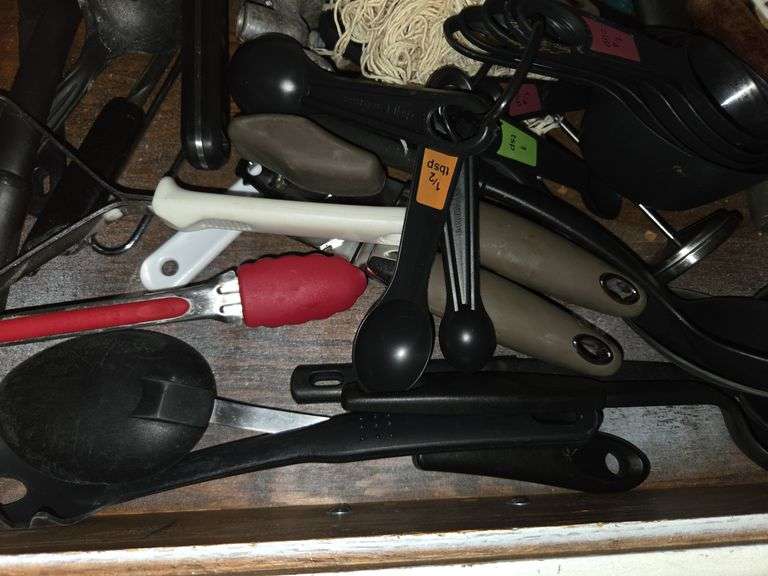 Kitchen Utensil Cleanout