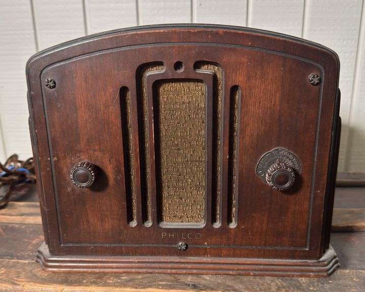Antique Radio