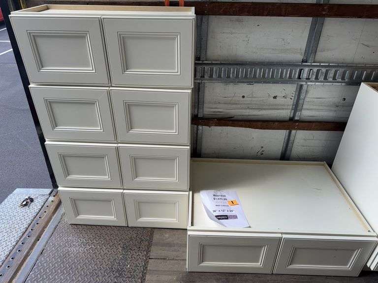 Nice wall cabinet grouping