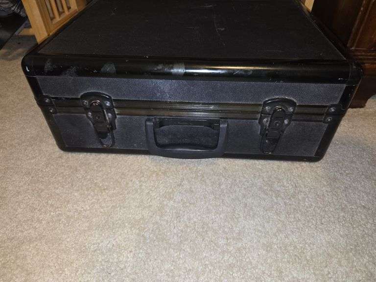 Medium Hard case with cushion
