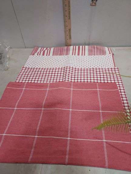 4 Mixed Patterns Placemats 13X19"