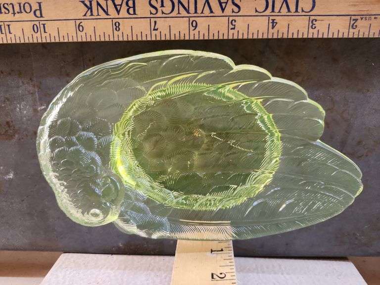 Yellow Uranium Glass Parrot Dish 9"X 5"X1"