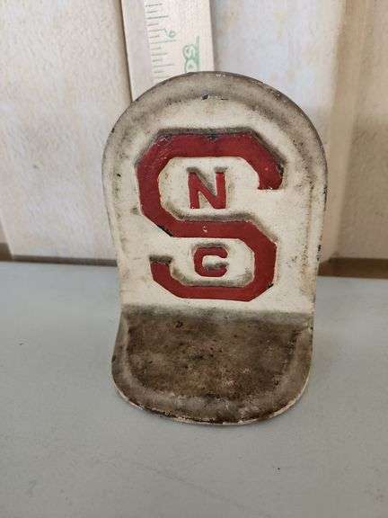 One Cast Iron Book End 5.5''X4.5''X3''