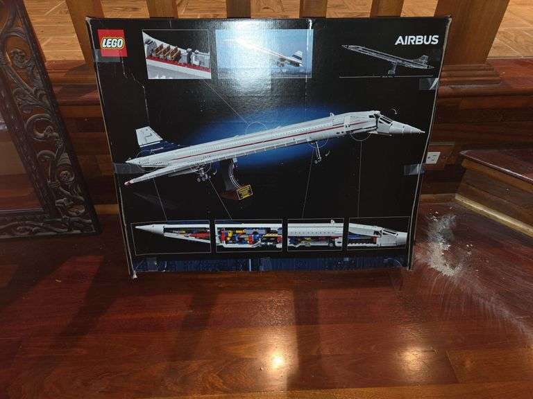 LEGO Icons Airbus Concorde 2023 Model 10318 Airplane 2083
