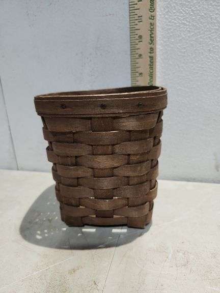 Believe To To Unmarked 1980's Longaberger Basket 5.5"X5.5"X6"