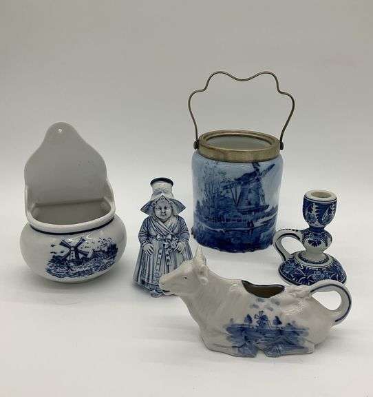 Blue Delft and Blue Pottery Items