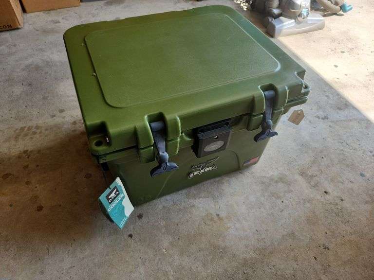Orca U.S.A. Made 35 qt. Green Liddup Cooler Battery Operated Light W/ Open Lid W/Box