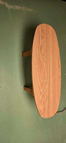 Oval coffee table