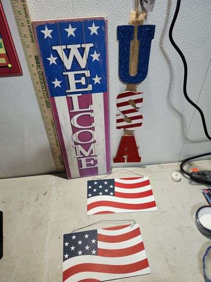 U.S.A. Decor Welcome Sign Is 23''X 7.5''