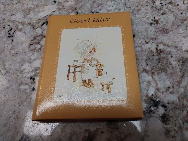 Holly Hobbie “Good Eatin’” Recipe Book – American Greetings