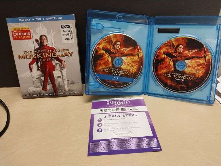 The Hunger Games: Mockingjay Part 2 (Blu-ray + DVD + Digital HD)