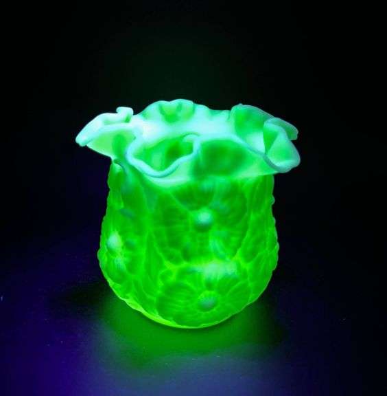 Fenton Custard Poppy Uranium Glass Ruffled Vase