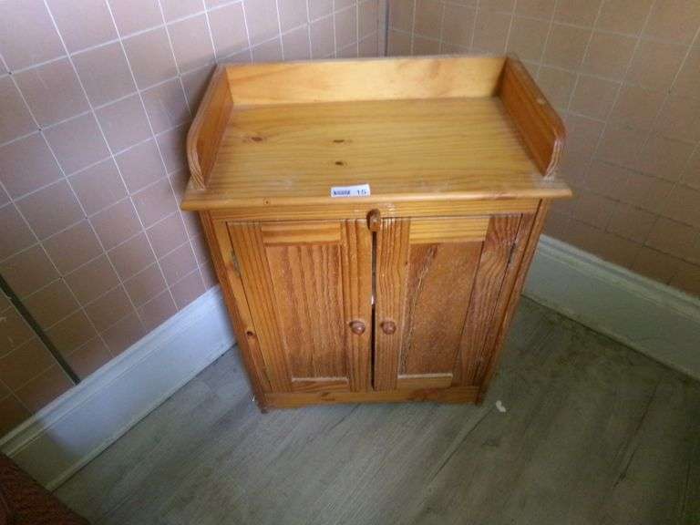 Pine Wash Stand