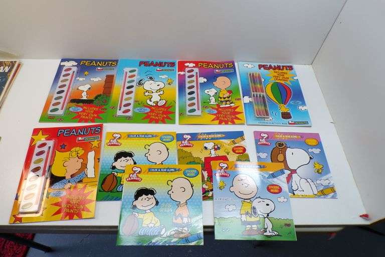 Lot of (10) New "Peanuts" Coloring/Painting Books.