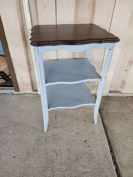 2 Shelf Side Stand 27"X18"X16"