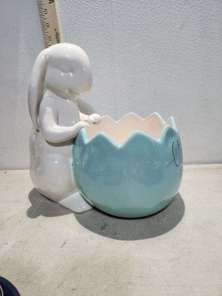 Rae Dunn 11'' Cracked Egg Bunny Planter