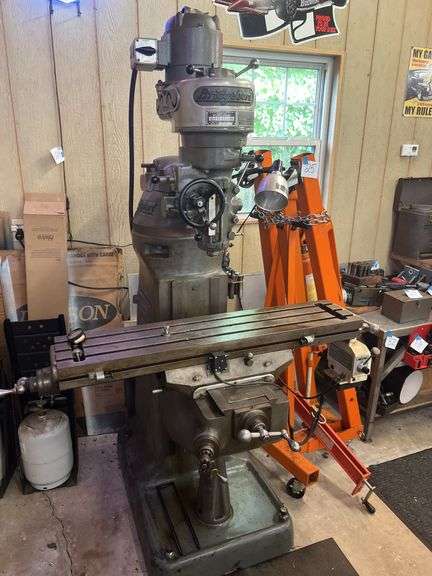 Bridgeport Vertical Milling Machine