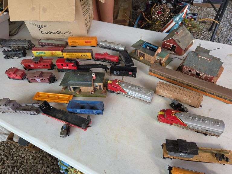 Large Lot of Vtg trains and tracks
