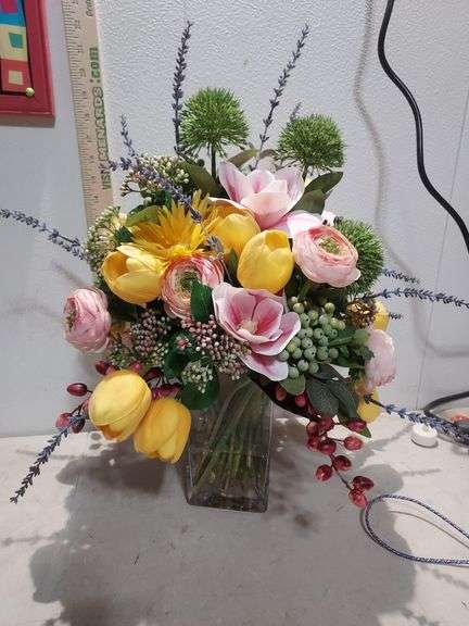 Artificial Flowers Resined in  Glass Vase