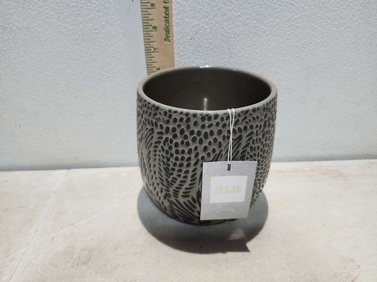 House & Garden Pottery Planter 6.25"X6"
