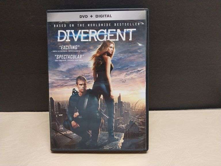 Divergent – DVD + Digital Copy (Based on Bestseller)