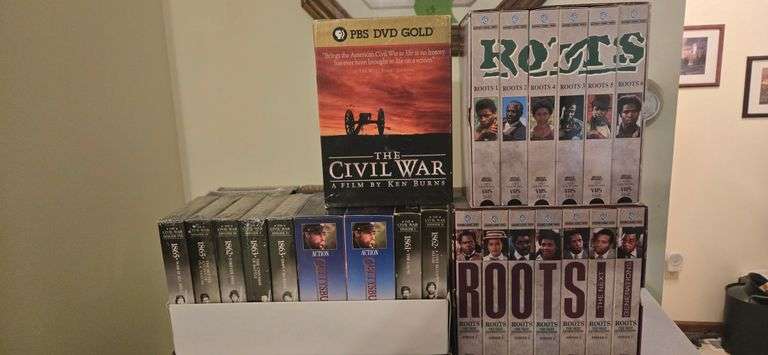 VHS tapes and DVD about the civil war