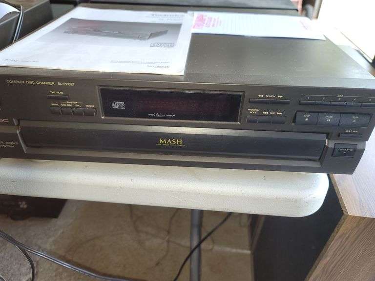 Technics Compact Disc Changer