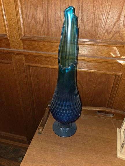 Beautiful Turquoise Fenton Blue Glass Art