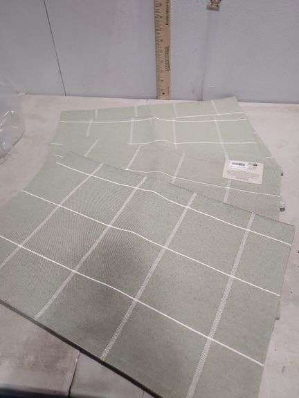 4  Highland Placemats 13x19"