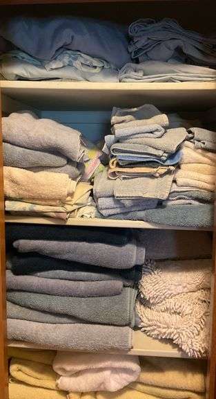 Large Set of Linens, Towel Sets, Sheets and Four Electric Blankets