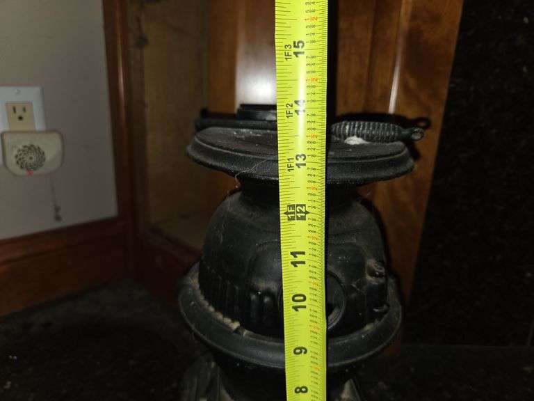 14" Spark Antique Mini Sample Cast Iron Pot Belly Stove