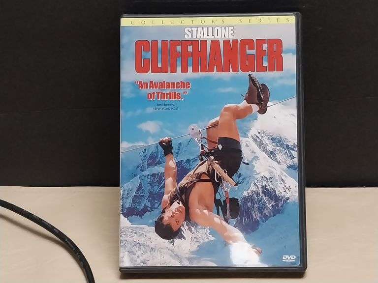 Cliffhanger DVD – Collector’s Series Starring Sylvester Stallone