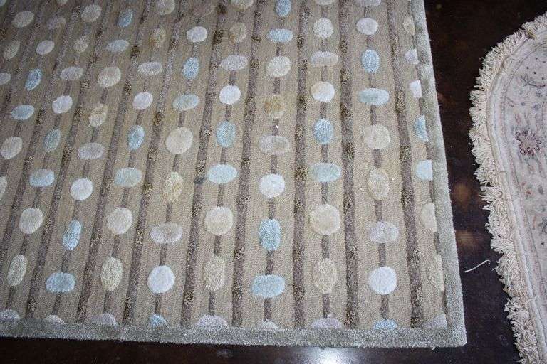 Karastan Studio Modern Rug - Auction Ohio