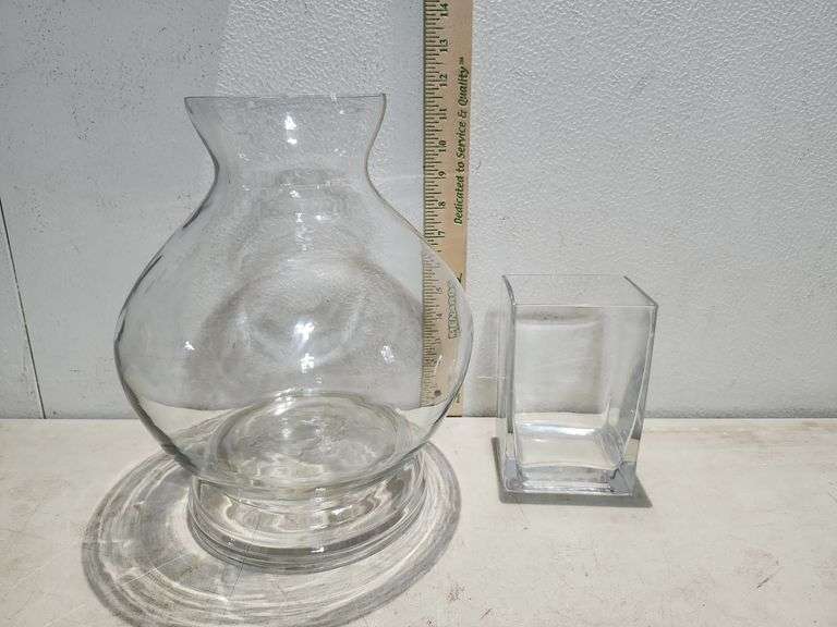 Clear Glass Vases Biggest Is 12"X10"X10"