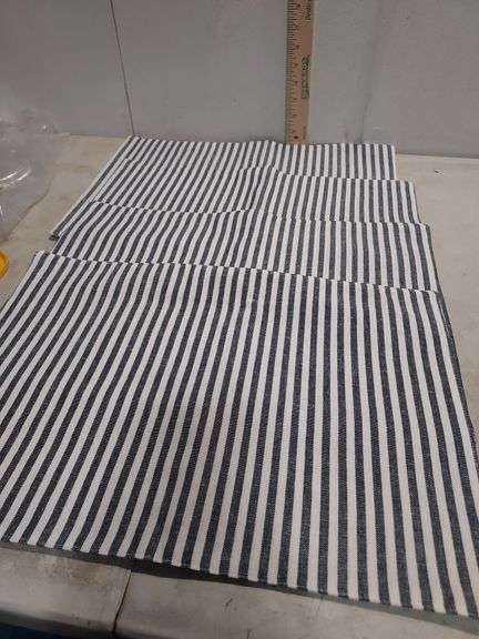 4 Striped Placemats 13X19"