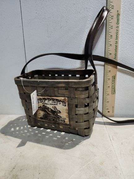 DNS Designs Hopper's Premium Rabbit Food Basket Wall Decor 6''X8''X4.5''
