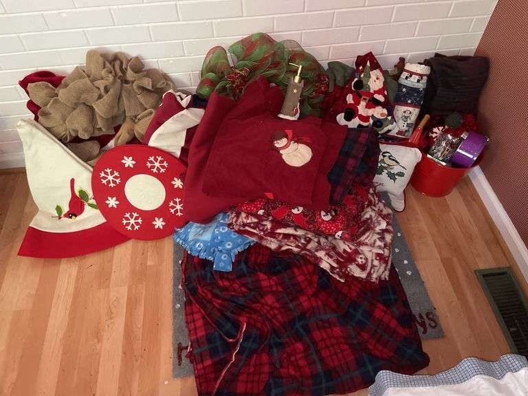 Holiday Décor