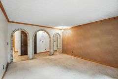 6253 Headley Heights Court, Columbus, OH 43230 - Aggregate Reserve: $400,000