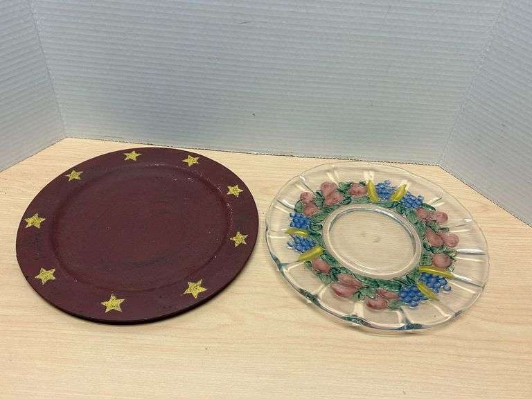 Rustic Farmhouse Wooden Charger & Indiana Glass Garland Fruits Plate